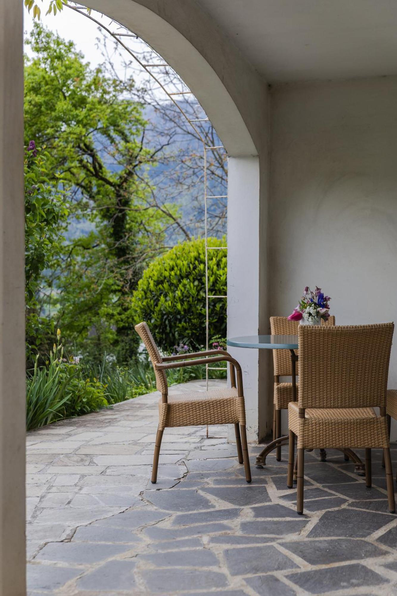 Appartement En Rez-De-Chaussee Avec Vues Sur Les Montagnes Ugine Exterior photo